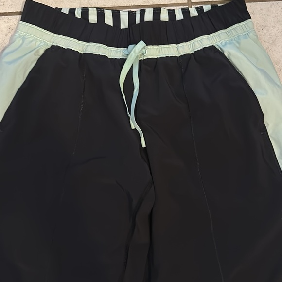 Lululemon Run Bandit Track Pants 8 - Picture 3 of 6